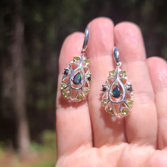 Peridot & Black opal 925 sterling silver earrings - Picture 8 of 8